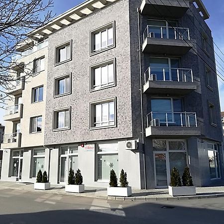 Aparthotel Astoria Chisaria Zewnętrze zdjęcie