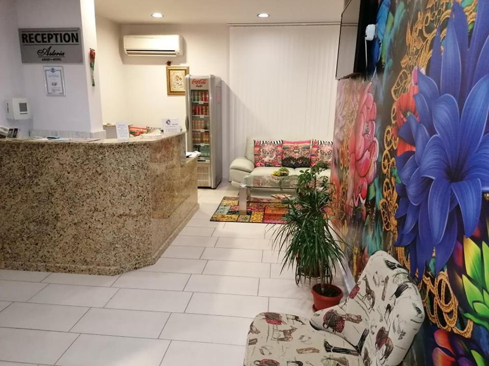 Aparthotel Astoria Chisaria Zewnętrze zdjęcie