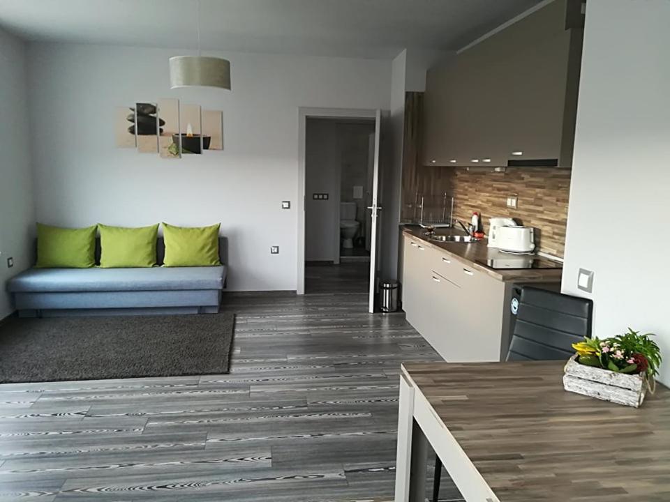 Aparthotel Astoria Chisaria Zewnętrze zdjęcie